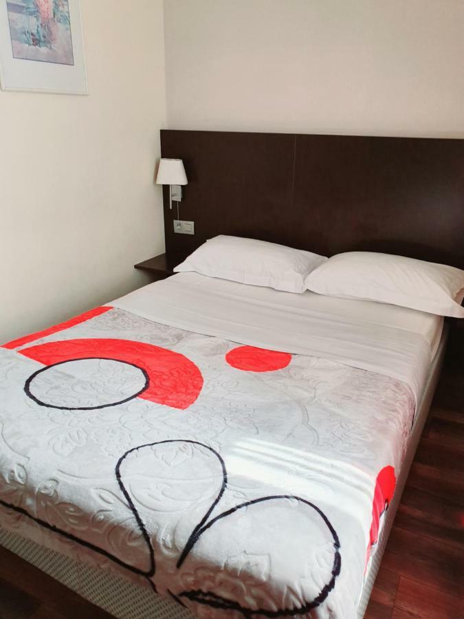 Hotel Queen Mary Bruxelles Eksteriør billede